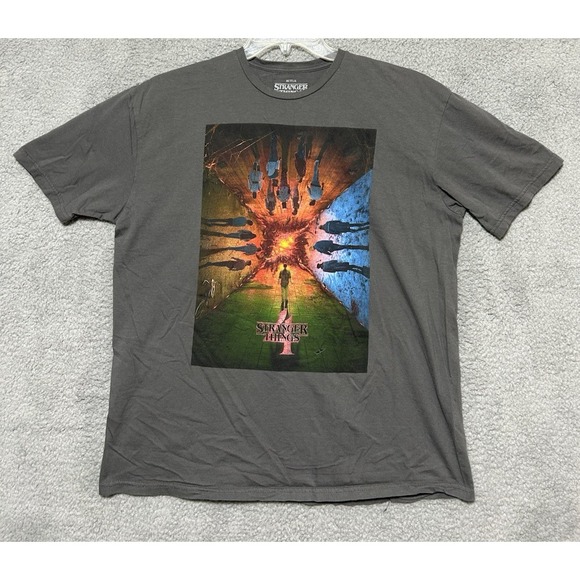 Stranger‎ Things Mens XL Shirt Netlflix Eleven Hawkins Veccna Science Fiction - Picture 1 of 7